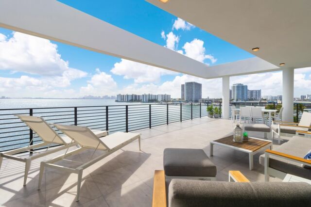 This opulent penthouse offers an unparalleled waterfront lifestyle, boasting a private boat dock and awe-inspiring panoramic views of the bay. 

A flow-through design seamlessly integrates the open kitchen & expansive living area, creating an inviting space for entertaining. The massive balcony provides a captivating backdrop for unwinding in the serenity of the waterfront. Ascend to the exclusive rooftop, where indulgence knows no bounds. Immerse yourself in the breathtaking vistas, complete with a luxurious hot tub & outdoor kitchen, offering the perfect setting for al fresco dining while taking in the mesmerizing views. 

This penthouse residence epitomizes exclusivity & refinement, offering luxury in a boutique setting. A rare gem that redefines the meaning of waterfront living.

📍1930 Bay Drive #PH4, Miami Beach, FL 33141

🛏️ 3 Bedrooms
🚽 3.5 Bathrooms
📐 2,551 Square Feet

💥 Asking: $5,300,000 💥

#TheCarrollGroup #SouthFlorida #Miami #MiamiBeach