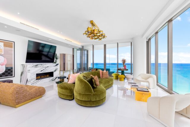 𝐄𝐬𝐭𝐚𝐭𝐞𝐬 𝐚𝐭 𝐀𝐜𝐪𝐮𝐚𝐥𝐢𝐧𝐚 $𝟏𝟎,𝟗𝟓𝟎,𝟎𝟎𝟎 | 17975 Collins Ave #2401

Experience the pinnacle of luxury living at Estates at Acqualina. This opulent unit boasts over $1M in upgrades while featuring an astounding $500,000 master closet. Spanning 4,797 square feet, this sanctuary in the sky encompasses 5 beds and 7.5 baths. Indulge in high-end living with bespoke finishes all throughout the property. No detail was spared when crafting the most sought-after unit in the building. Step outside onto the terraces and immediately take in panoramic ocean and city views. View the world from an entirely different vantage point all while living inside the most ammenitized top-of-the-line buildings in South Florida. The prestigious Miami lifestyle awaits and it begins here.

📍 Sunny Isles Beach, FL
🏠 5 Bedrooms • 7.5 Bathrooms 
📐 4,797 Square Feet

@chadcarroll | @thecarrollgroup | @compassfl